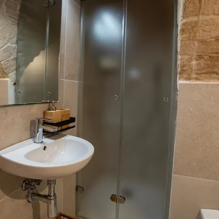 Dimora Corte Sant Angelo ゲストハウス 3*